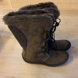 Privo! By Clarks Women’s Winter Boot, very gently used
